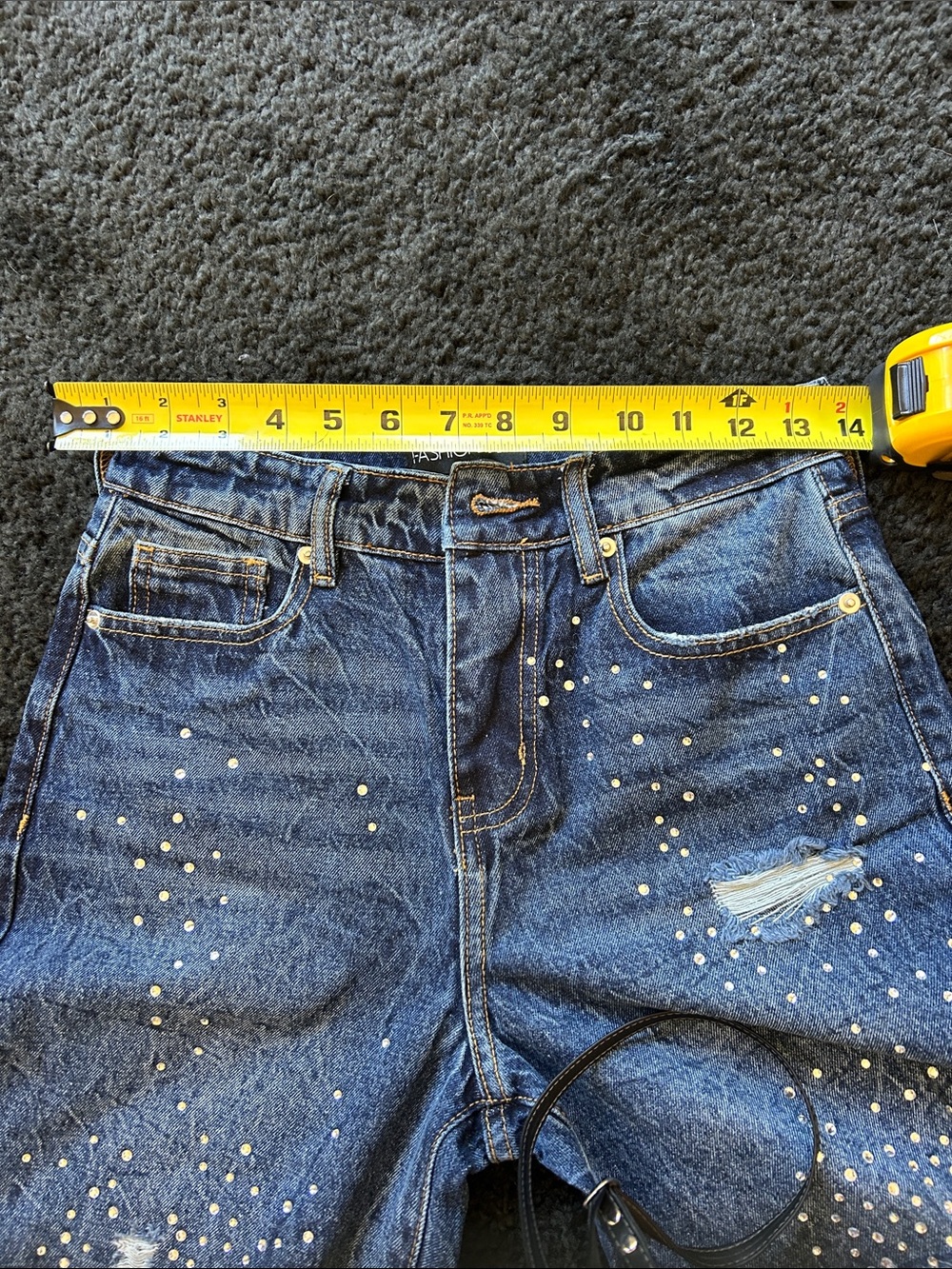 Jeans - Picture 7 of 8